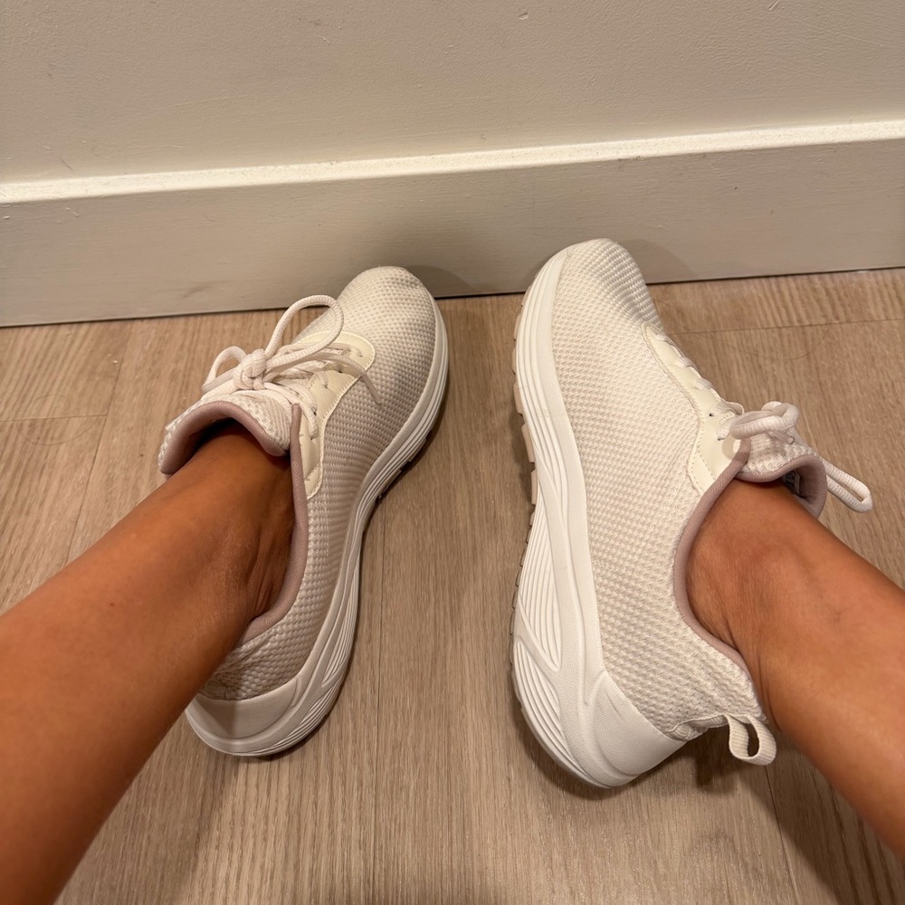 Skechers Women's Cream Sneakers - Picture 4 of 11